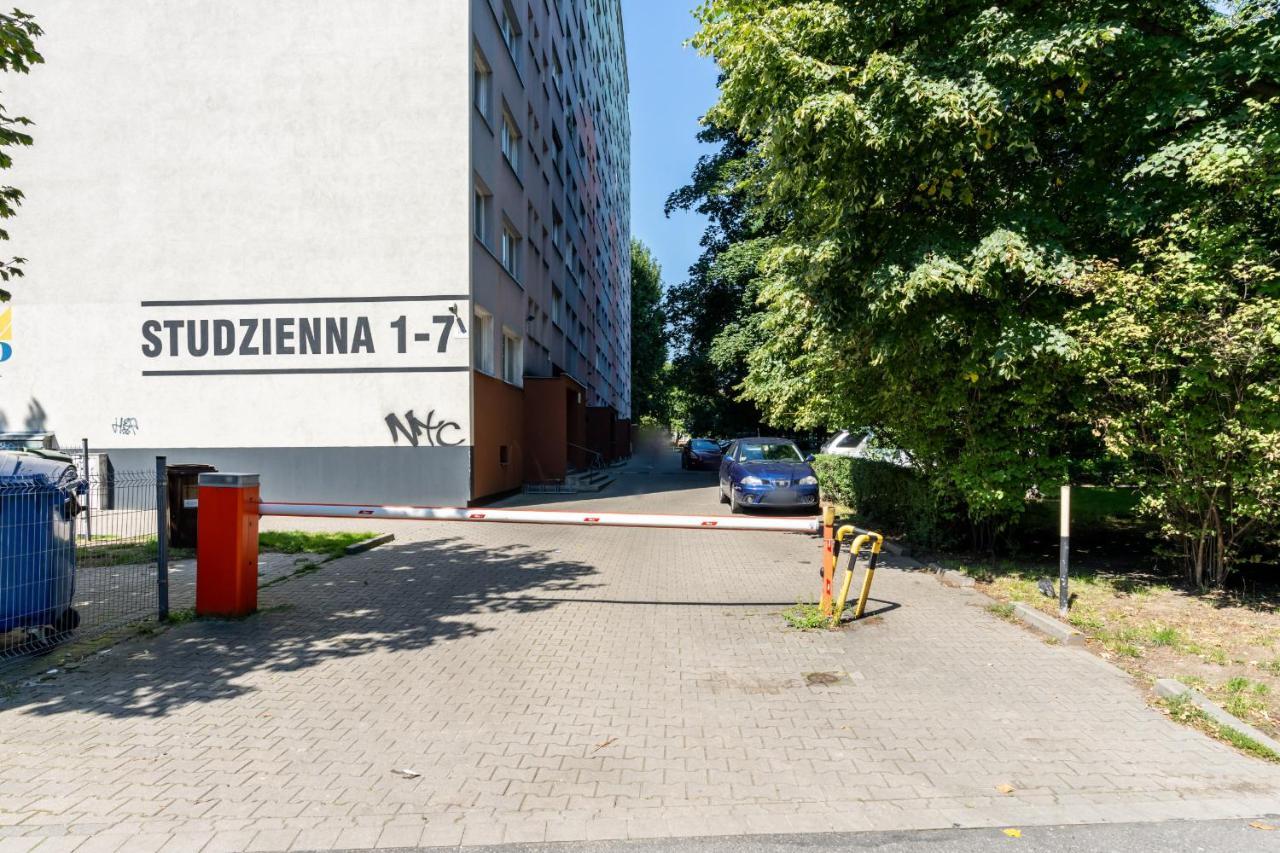 Stylish Near Wroclavia For 4 Guests By Renters