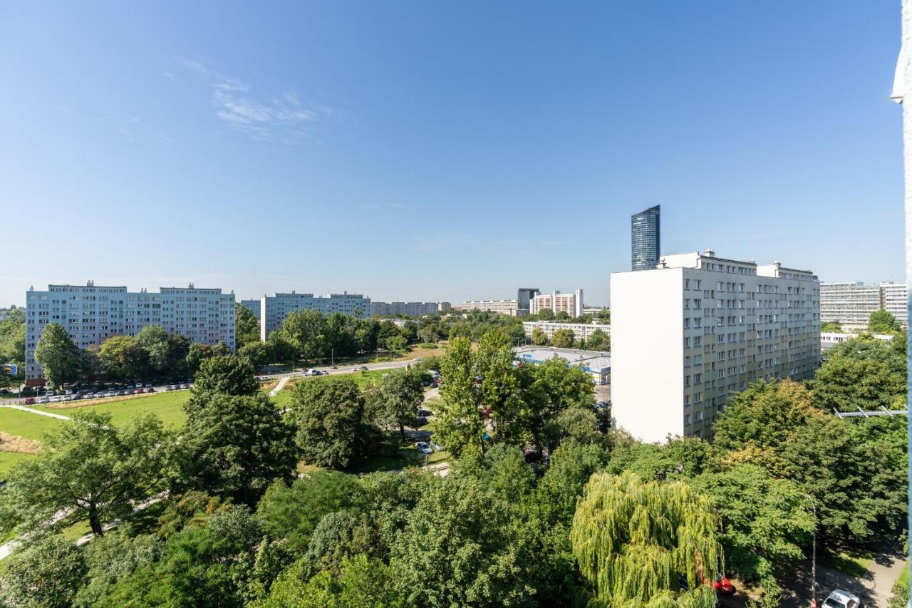 Stylish Near Wroclavia For 4 Guests By Renters Apartment *